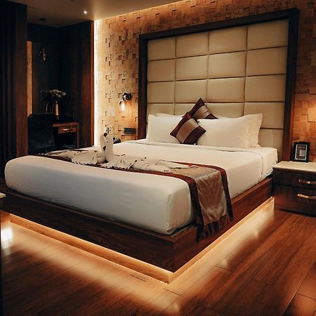 Hotel Retrieve Health & Wellness à Kochi Extérieur photo