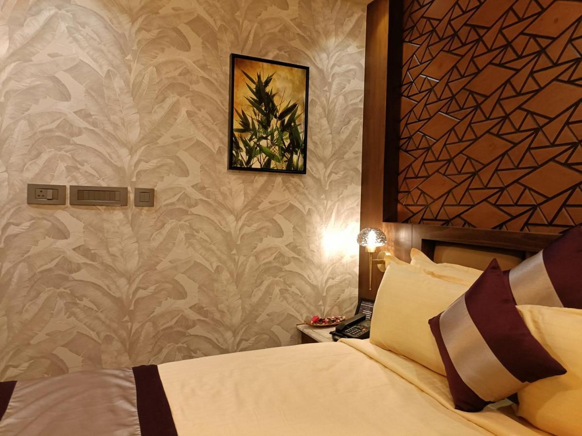 Hotel Retrieve Health & Wellness à Kochi Extérieur photo
