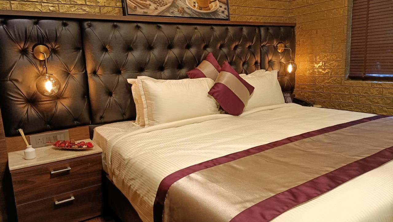 Hotel Retrieve Health & Wellness à Kochi Extérieur photo